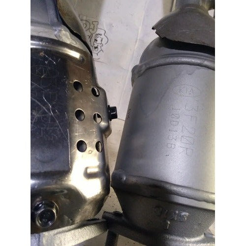 Catalisador Do Kia Mohave V8 Semi Novo Original Preço Casal